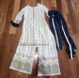 Elegant White Punjabi Dress With Navy Scarf